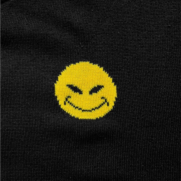 X-Large Black and Yellow Reversible Rip N Dip Sweater - Picture 7 of 7